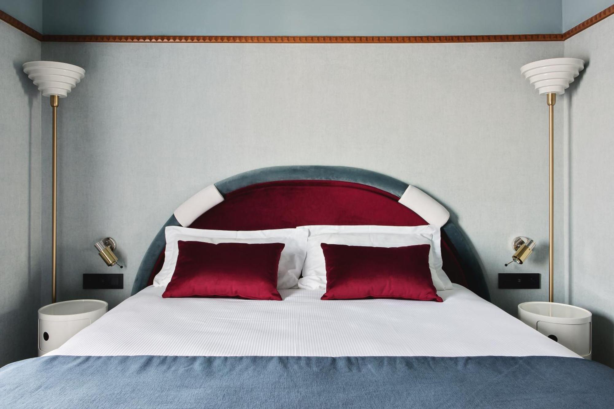 Western Mercedes 4* Paris